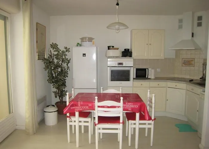 Equipe Avec Loggia, Parking Et Wi-fi A 50m Des Cures - 2 Pers - Animaux Ok - Fr-1-703-22 דירה *